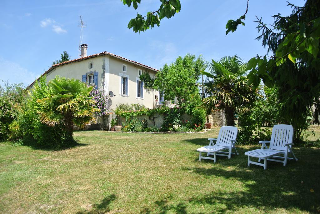 Chez Sarrazin Villa Brossac Ngoại thất bức ảnh