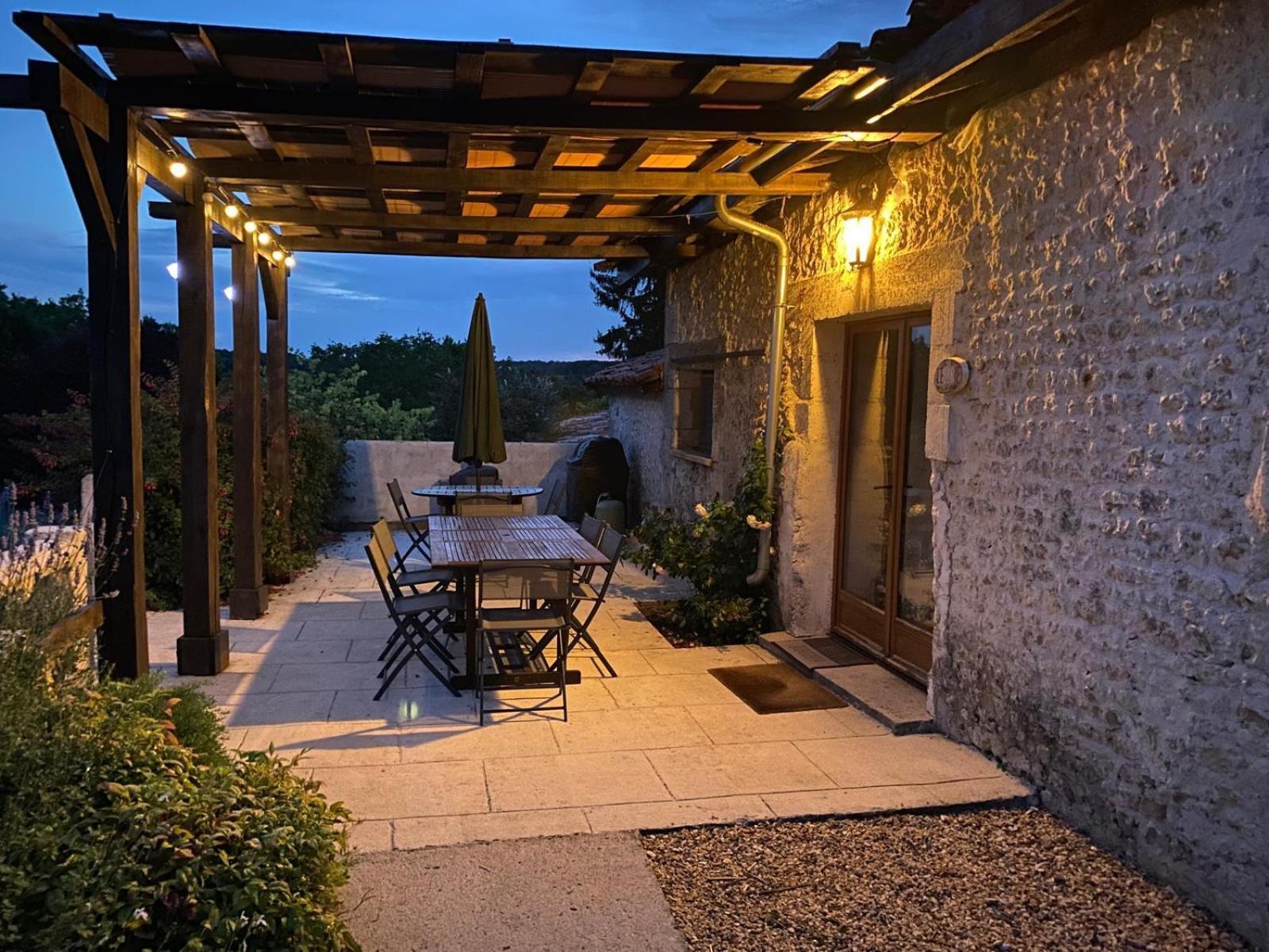Chez Sarrazin Villa Brossac Ngoại thất bức ảnh